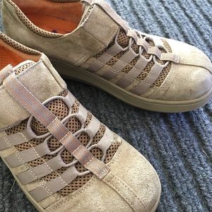 Rocket Dog women’s shoe. Size 8